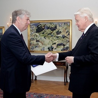 Frá athöfninni á Bessastöðum. Myndina tók Gunnar G. Vigfússon