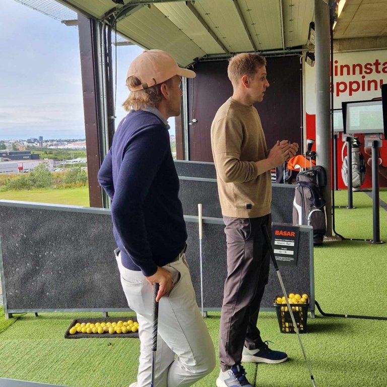 Golfkennsla í Básum